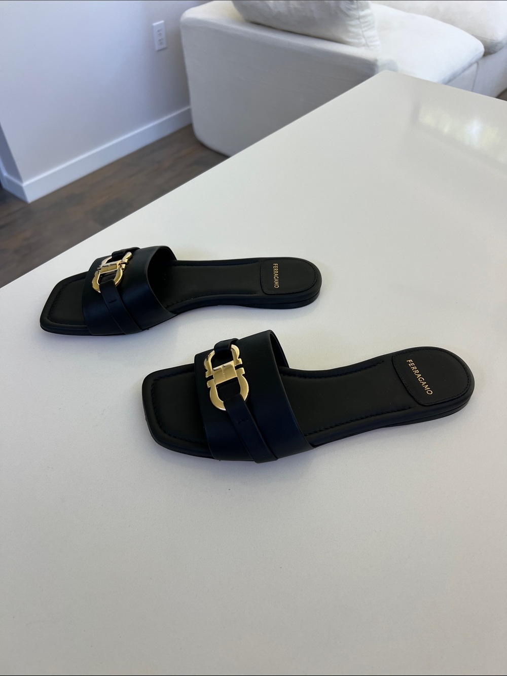 Ferragamo black leather with gold tone hardware open toe flat sandals slides 9C - Picture 11 of 11
